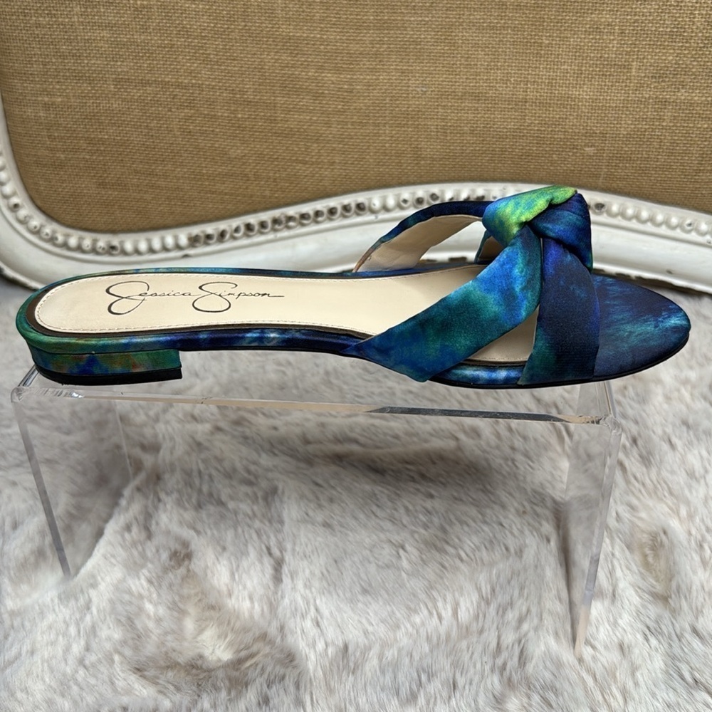 Jessica Simpson | Women's Alisen Flat Sandal, Size 8 - Picture 9 of 16